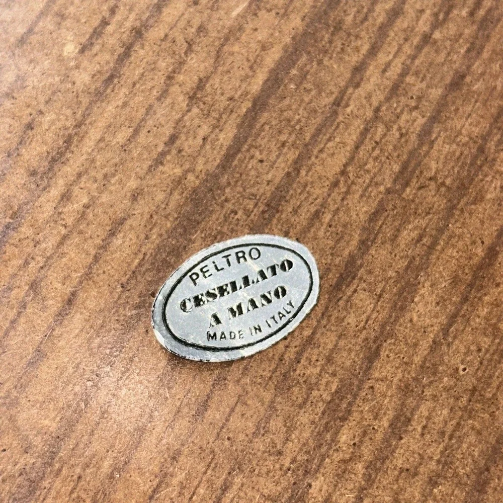 PELTRO CESELLATO A MANO HAND CHISELED PEWTER HOLY FAMILY PLAQUE ITALY WALL ART - Picture 2 of 4